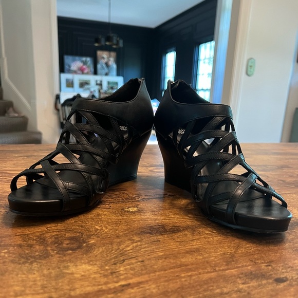 Eileen Fisher size 8 lattice cage wedge heeled sandal. Gently used. - Picture 2 of 4